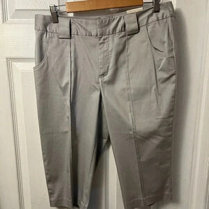 Women’s A New Approach Shorts Size 10